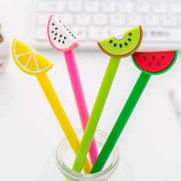 24 stks creatieve kleine vers en mooie fruit plak gel pen student zwart water pen carbon pen briefpapier Kawaii schoolbenodigdheden 210330