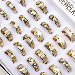 24 PCSlot Waterdichte gemengde stijlen Roestvrijstalen gestreepte ringen voor vrouwen en mannen Fashion Charm Jewelry Gift Groothandel 240521
