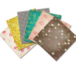 24 feuilles Red Lips embrassent des tampons en papier artisanal Couture Dies DIes ART Fond d'art Origami Scrapbooking Carte de carte