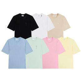 24 créateurs de mode de la mode printemps et d'été Broidered Love Cotton Clothing à manches courtes adaptées aux hommes et aux femmes Couples lointain Sports T-shirt