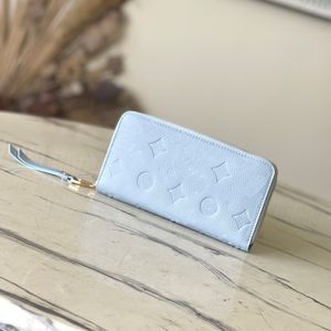 24 Women Luxurys diseñadores Tass de tarjetas Bolsas billeteras láser grabable grabado billeteras de viaje de cuero de cuero con monedero de monedas con caja de regalo M83231