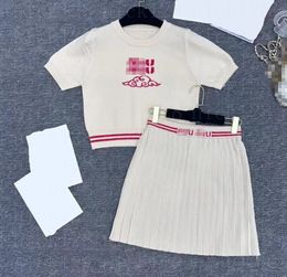 Robe deux pièces pour femmes, T-shirt tricoté, motif nuage, demi-jupe, ensemble avec ligne de Style rétro, 24, 325