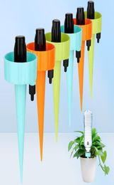 2436 PCS AUTO DRIP irrigatie Watering System Zelf Watering Spikes Irrigatie Huning Drup Devices geschikt voor alle fles 210613590782