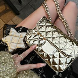 24c pour femmes en cuir breveté Gol Shimmer classique mini rabat carré sacs matelassés Tournure de serrure en métal doré
