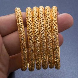 24K 6 stks Dubai India Goud Kleur Armbanden voor Vrouwen Gorls Afrikaanse Bruinbanden Armbanden Gouden Wedding Armbanden Sieraden Geschenken 210713