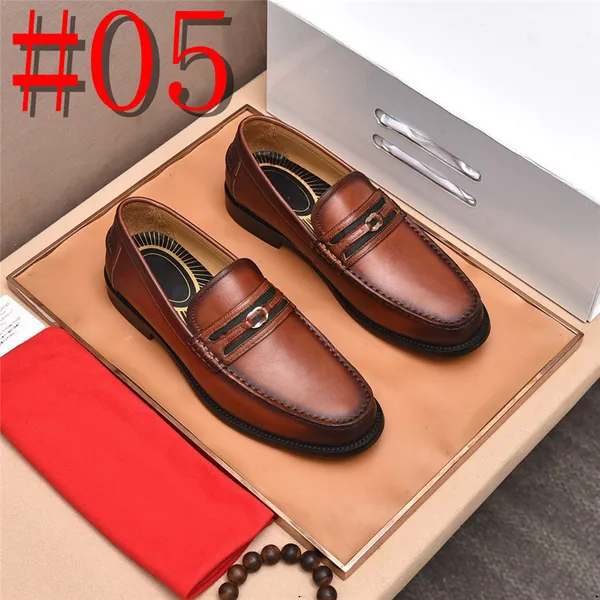 24Modelo 2024 Tamaño 6 a 11 Zapatos de vestir de diseñador para hombre Cuero genuino Doble hebilla Monk Correa Zapatos de hombre Estampado de serpiente Punta puntera Zapatos italianos clásicos