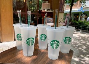 Gobelet en plastique Starbucks 24 oz/710 ml couvercles à fond plat réutilisables transparents avec pailles emballées individuellement