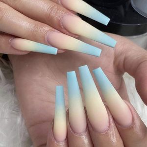 24 unids Azul Amarillo Ombre Nails Francés Bailarina Ataúd Long Matte Fake Fingernails Press en Nail Falso Consejos Manicura para mujeres y niñas