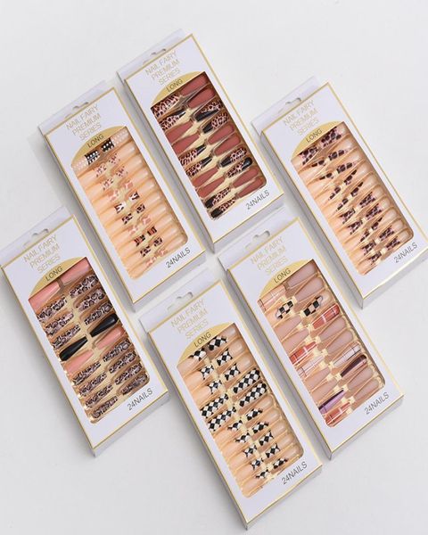 24pcsbox multicolore long faux ongles stiletto appuyez sur un faux ongle léopard portable couverture complète de décoration de couverture art7651637