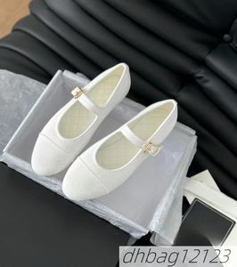 24S WOMNES MARY JANE BALLET SCHOENEN Designer kleding schoenen klassieke corduroy twill patchwork stoffen loafers damespompen