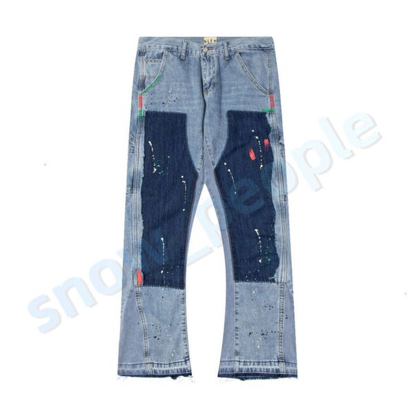24SS 2023 Diseñadores de hombres Hip Hop Jeans acampanados desgastados Pantalones de mezclilla delgados Mans Pantalones lavados de hombres