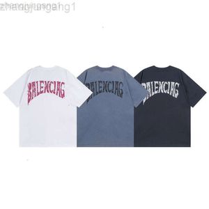 24SS Designer Blenciaga T-shirt Baleciaga Hoge versie Parijs 24SS nieuwe grote letter graffiti op de achterkant gewassen en versleten casual T-shirt met korte mouwen van een renow