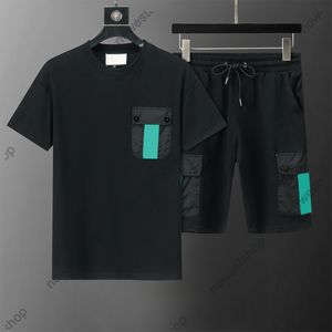 24SS Designer Mens Survêtements Summer Pocket Stripes Imprimer T-shirts de luxe Sport Costumes Casual Coton Hommes Shorts et T-shirt Ensembles