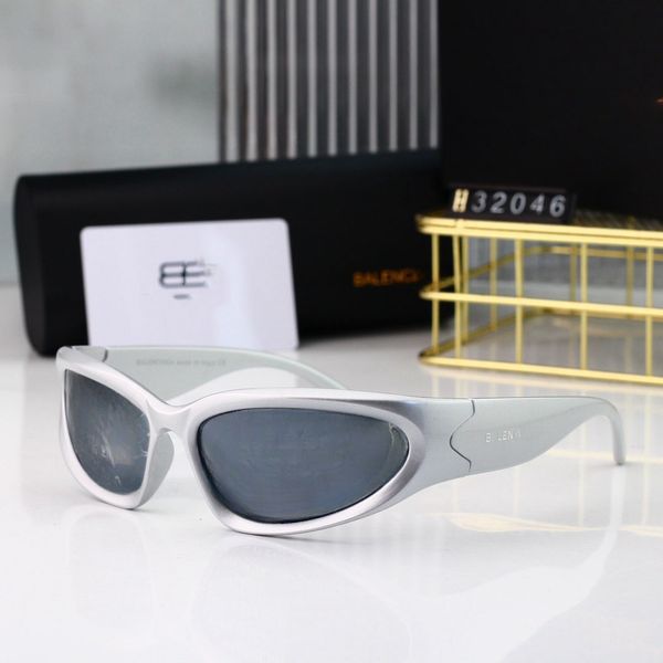 24SS Designer Sports de plein air miroir de cyclisme hommes dames européennes et américaines filles chaudes super cool lunettes de soleil technologie personnalité hip hop miroir ordinateur