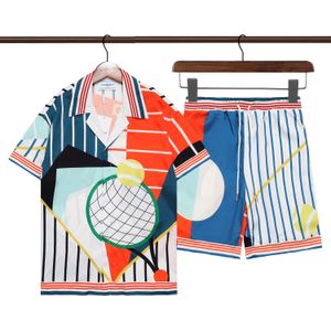 Chemise de créateurs 24SS, chemise boutonnée pour hommes, chemise de plage imprimée, chemise décontractée de fleurs hawaïennes, t-shirt hawaïen à manches courtes pour hommes à manches # 488