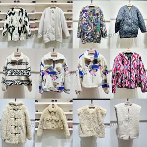 24SS isabels marant Mode Dames Designer Sweater Jassen Nieuwe Klassieke Zwart en Wit Omkeerbare Knopen Casual Veelzijdig Wol Gebreid Vest Truien Jassen