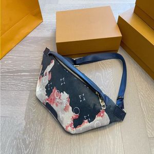 24SS Hommes et femmes Généralités de luxe Générat de luxe Fanny Pack Bag, un nouveau sac à bandoulière, un style de mode atmosphère haut de gamme, est définitivement PVDR