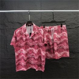 24SS Mens Designers Tracksuit Suit Luxury Classic Classic Fashion Shirts Hawaiian Tracksuits Pineapple Print Shorts Shirt Suite à manches courtes # 008
