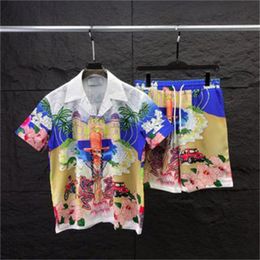 24SS Herenontwerpers Tracksuitset Luxe klassieke mode Hawaiiaanse shirts Tracksuits Pineapple Print Shorts Shirt Shirt Sort Sleeve Suit #001