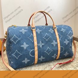 24SS Mens Femmes Luxurys Designers Sacs Denim Sac à main en plein air sac à jet d'encre Accessoires Messenger Messer