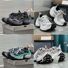 24SS Nouvelle arrivée Triple S Chaussures décontractées 10xl baskets Designer Womens Fashion Trend Respiration Plate-forme d'Eyelet Couples Sneakers avec Box Taille 35-46