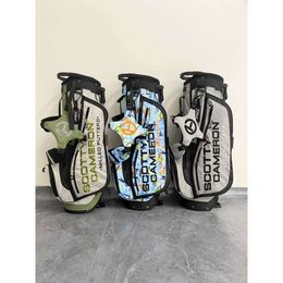 Sacs de golf de nouveau designer 24SS Golf Clubs de golf Tissu en nylon étanche Unisexe Pruisible Sac de club extérieur grande capacité et bonne praticabilité