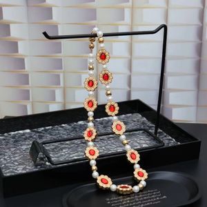 24SS Nieuwe luxe sieraden heren en dames goudbloem dynastie bloem kralen ketting balfeest met mode -accessoires m01763