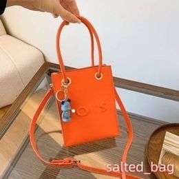 24SS nouveau sac pour femme classique mini cally crossbody plusieurs fentes pour cartes de crédit boucle magnétique joint épaule sac à main fourre-tout