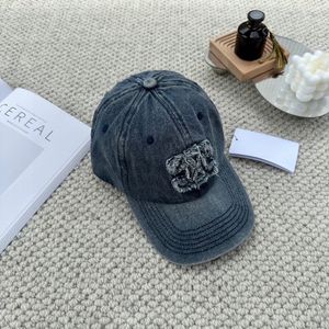 24ss Paris Lourd Fait Hommes Femmes Cassé Vintage Denim Casquettes de Baseball Haute Rue Réglable Casual Europe Chapeaux À Visière 0106