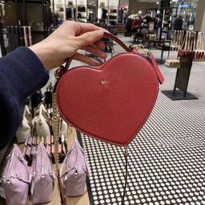 24SS Roze Hart Girly Kleine Vierkante Schoudertas Mode Liefde Vrouwen Tote Portemonnee Handtassen GRILS Keten Top Handvat Messenger Bags