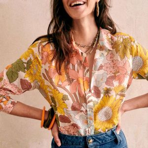 24SS Printemps et été nouveau designer French Vacation Style Flower Flip Flip Collier Single Breasted Top Top Top Women's Long Man Sheve Womens Shirt Blouses