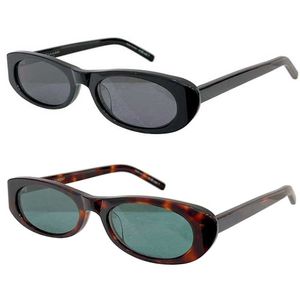 Lunettes de soleil 24ss pour femmes 557 Lunettes de soleil ovales de styliste en acétate noir, petite monture latérale, logo blanc, lentilles de protection UV 100%, lunettes de luxe à la mode pour femmes M119