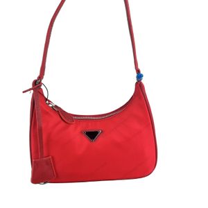 24ss Top Diseñadores Bolsa para mujer Nylon Media Luna Bolsas de axilas Lujos Bolso Lady Barbecho Bolsa de hombro Moda Más Funcionalidad Cartera Bolsos de alta calidad