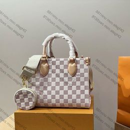 24SS Femmes Flower Totes Sacs Relief Checkerboard Contrast Handbag Hands Dreigners Designers Shouder Crossbody Messenger Ladies Travel Handsbag T JTSS