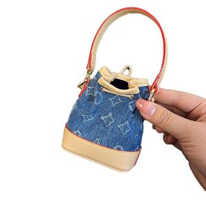 24SS dames luxe ontwerper mini totes klassieke kleur contrastbox tassen bloem handtas shouder crossbody dames handtassen portemonnee pochette 1 uejx