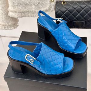 24SS Femmes Chunky Talons sandals Slingbacks Robe Shoe Designer Agnes en peau de gamme matelasrée