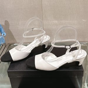 24ss pour femmes sandales sandales robes chaussures chaton médium avec 4,5 tissus de mouton patchwork brodé de la cheville boucle chaussures de mariage réglables chaussures de fête