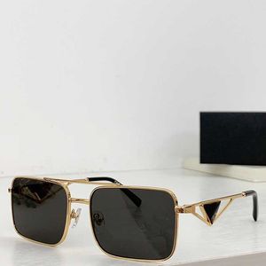 24SS Femmes Designer Square Aviator Lunettes de soleil Marque Hommes Lunettes de soleil en métal Triangle Jambes en métal Lentille noire UV400 Mode Lunettes en métal extérieur SPRA52S