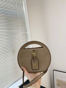 24SS Womens Luxury Designer nouveau sac à tarte rond Small Apple Handbag Sac à main Purse à bandoulière et mignon 21cm 21cm