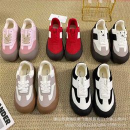 25% de réduction Chaussures de sport 2024 Bai Jingtings Same GB Couple Fluffy pour hommes et femmes Unique Semelle épaisse Grosse tête Laid Mignon Planche à pain Chaussures Formation morale