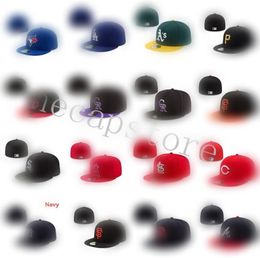 25 stili Cappelli da baseball aderenti Classic All Team Visiera piatta Hip Hop Lettera Sport Men039s Cappellini design completamente chiusi Chapeau Grigio wi3549306