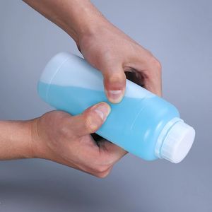 Botella química de laboratorio de plástico de 250ML/500ML/1000ML, contenedor de almacenamiento de líquido de muestra de boca pequeña, color marrón