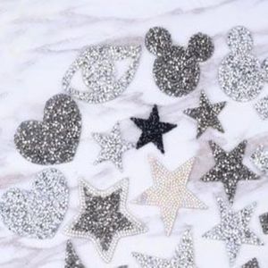 25 pièces 4mm Fix cristaux Motifs transfert de chaleur Strass Motifs cristal Strass pierres appliques patchs pour vêtements de mariage Sho265I