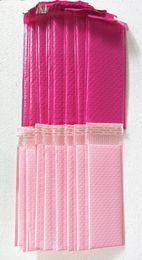 25PCSlot Lichtroze roze roze Poly Bubble Mailer Enveloppen Gevlanteerde postzak Zelfafdichting voor cadeaupakket1733100