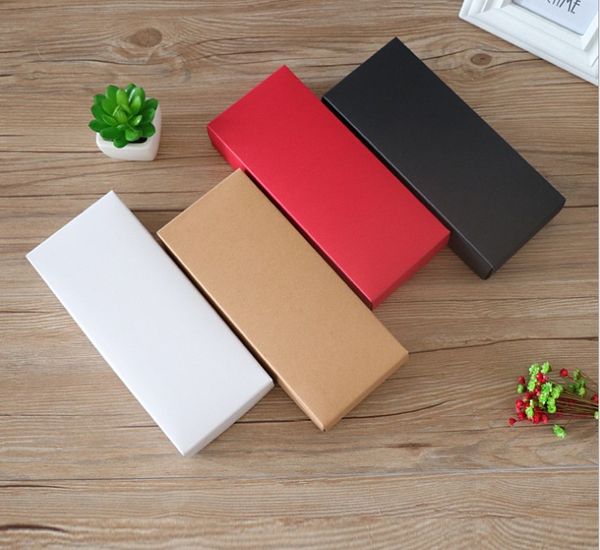25X9.5cm 22.5X9.5cm Boîtes d'emballage papier kraft rouge noir marron carton pour l'emballage de chaussettes sous-vêtements soutien-gorge serviette boîte-cadeau peut être personnalisé LOGO