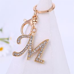 26 Letter Crystal Rhinestone Alloy Keychain Charm Gold Key Ring Favor van vrouwen Auto Key Holder Bag Ornamenten Accessoreis