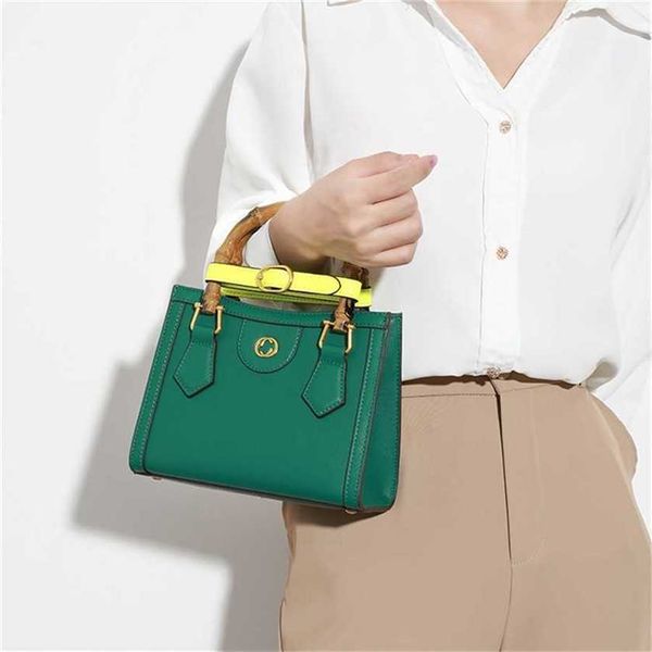 26% de descuento en bolsa 2024 Nuevo lanzamiento Bolso de diseñador Mini Tote de bambú para mujer Diseño de nicho retro de lujo ligero Alta calidad Una bandolera de mano