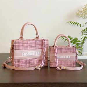 26% de réduction Designer Printemps / Été Internet Celebrity Fourre-tout pour femmes Version coréenne Sac à main haut de gamme et élégant Sac polyvalent de grande capacité