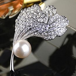 Rhodium Plated Fashionable Crystals And Pearl Leaf Pins Brooches Hot Selling Diamante Wedding Brooch Pins Women Costume Broaches