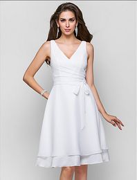 Princess V-neck Knee-length Chiffon Cocktail Dress A-line Sleeveless Bridesmaid Dress